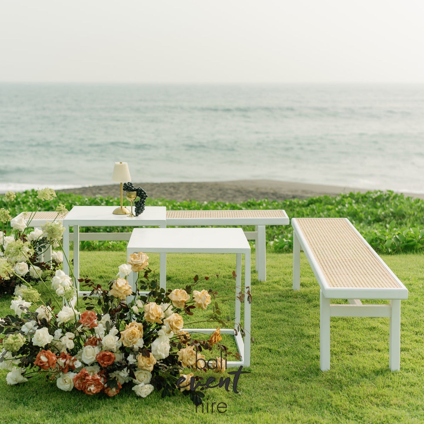 Como Bench White