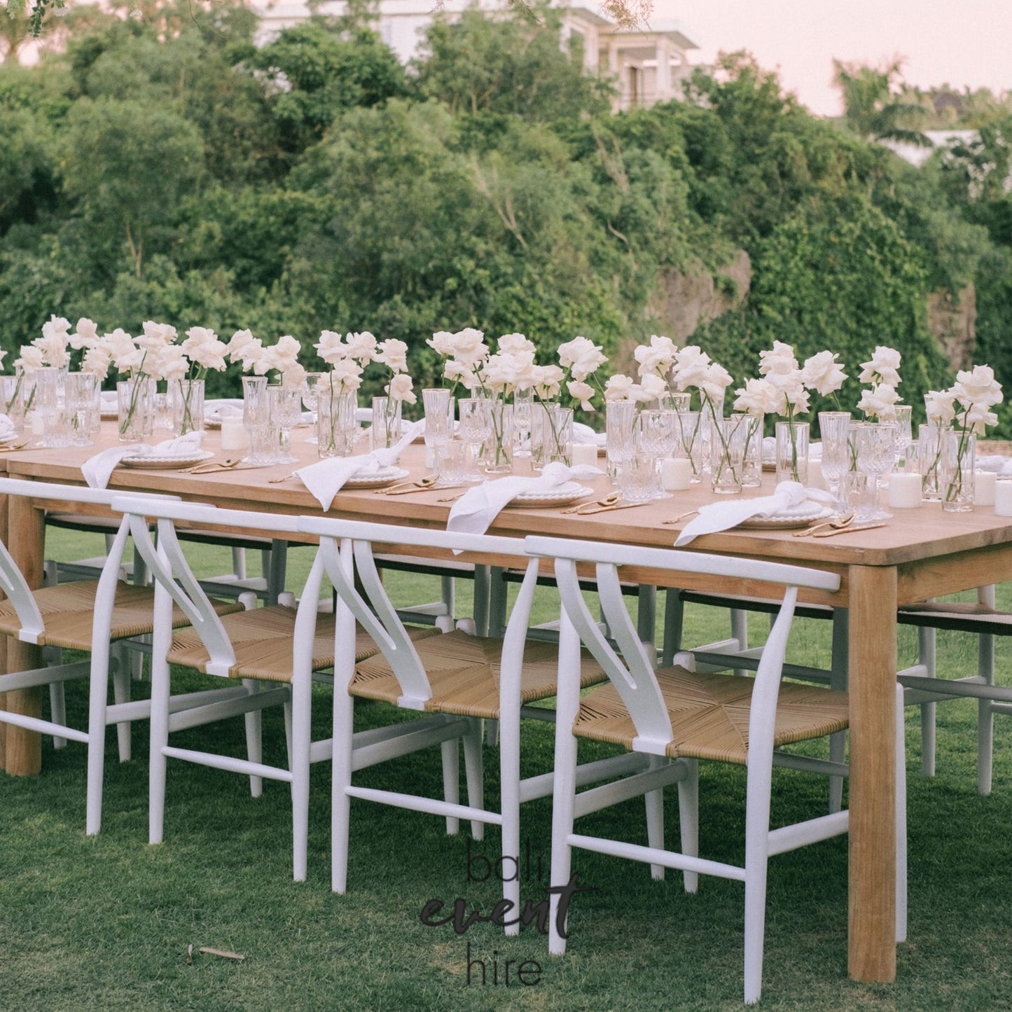 Dining Table Blonde Premium