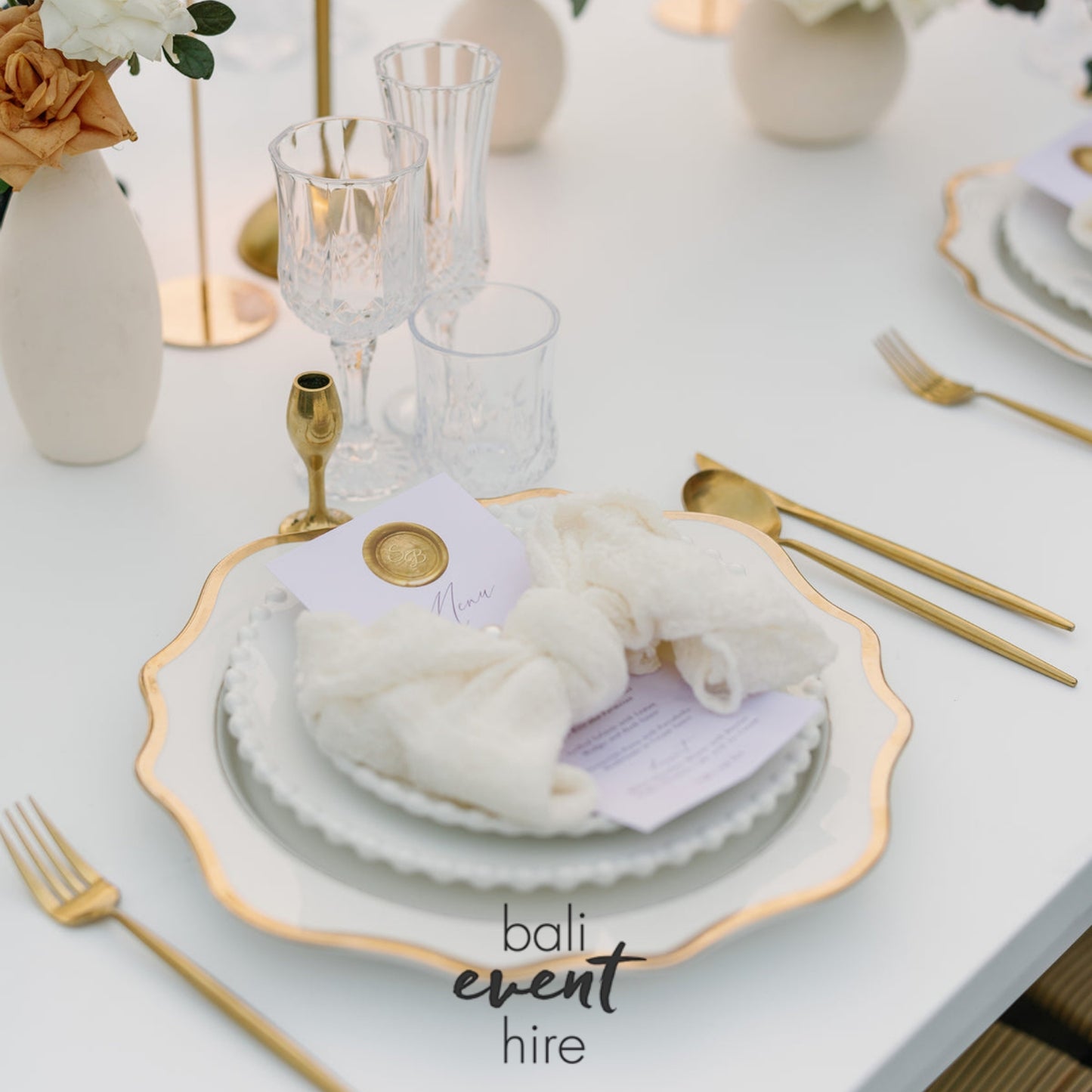 Dining Table White Premium