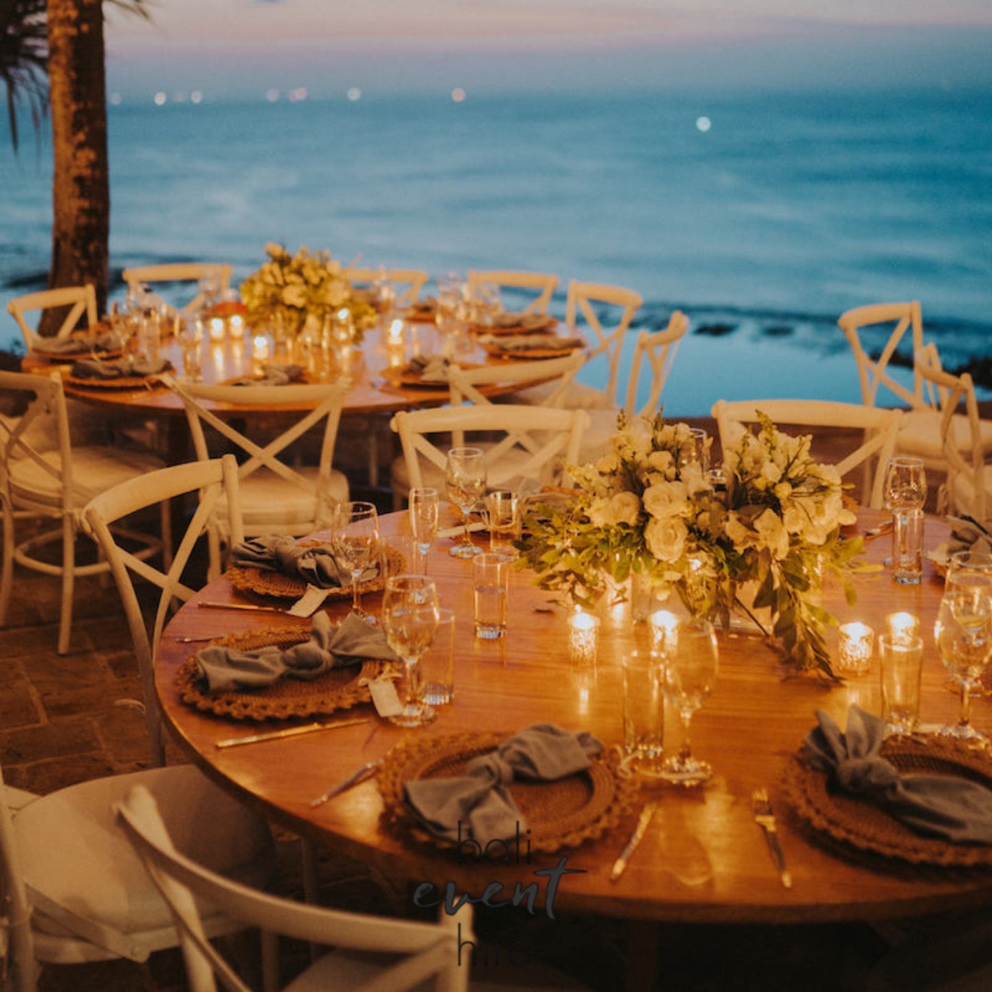 Dining Table Round