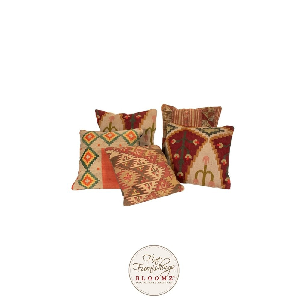 Kilm Omar Floor Pillow Set