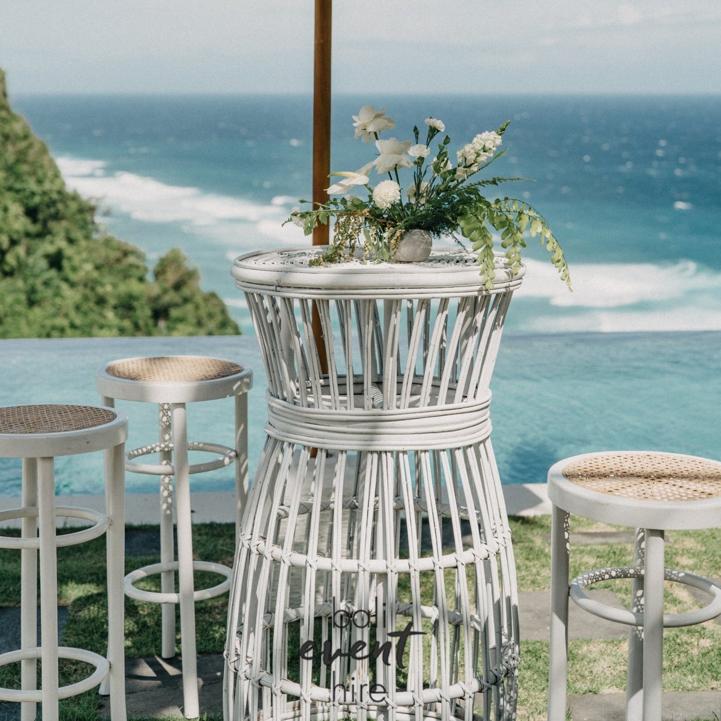 Capetown High Set White