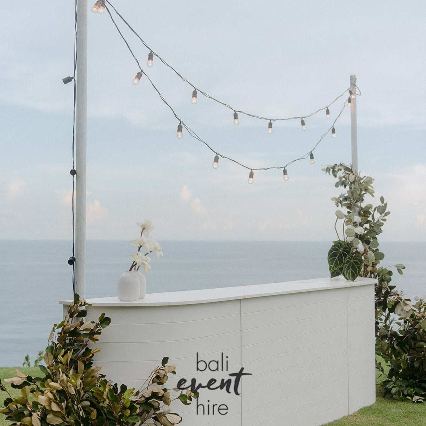 Santorini White Bar