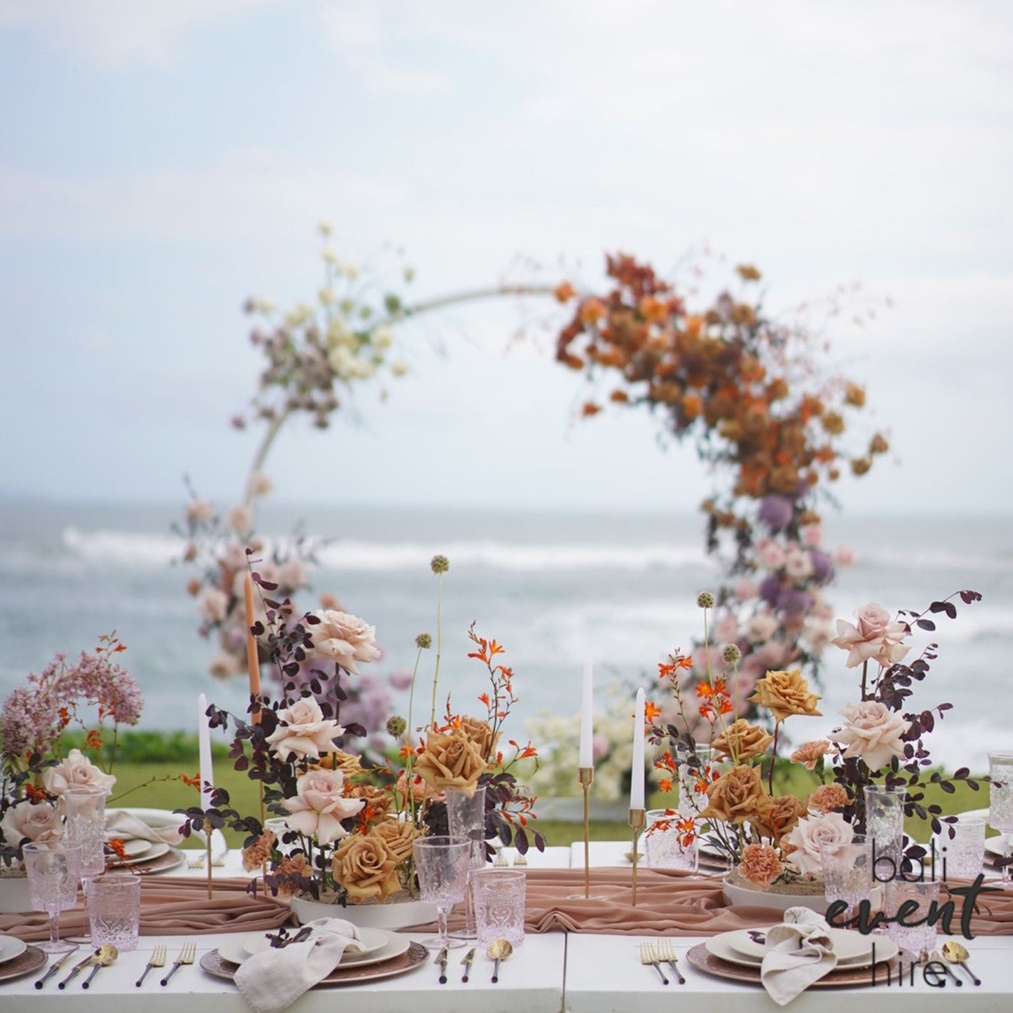 Eternity O White Arch