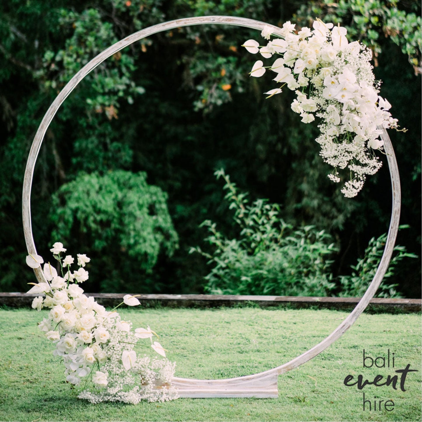 Eternity O Louis Whitewash Arch