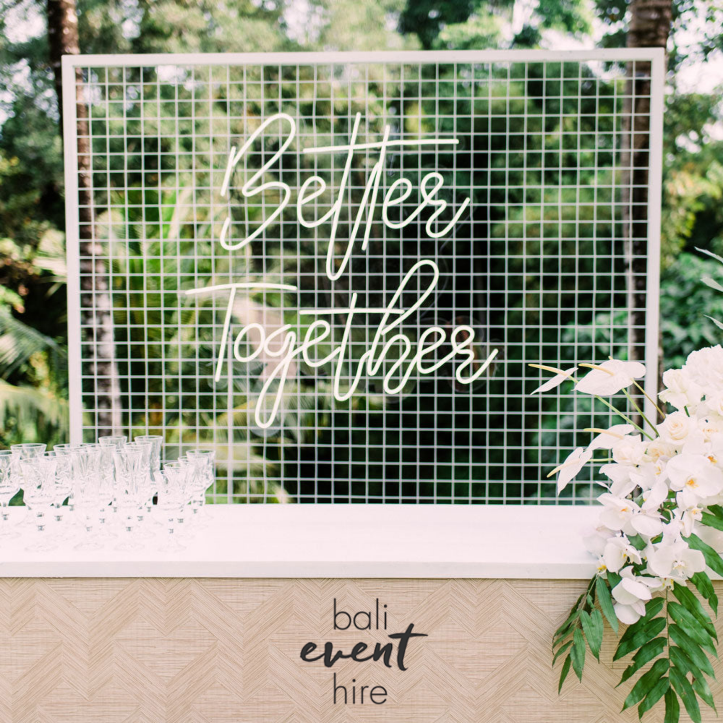 Better Together Mesh Frame