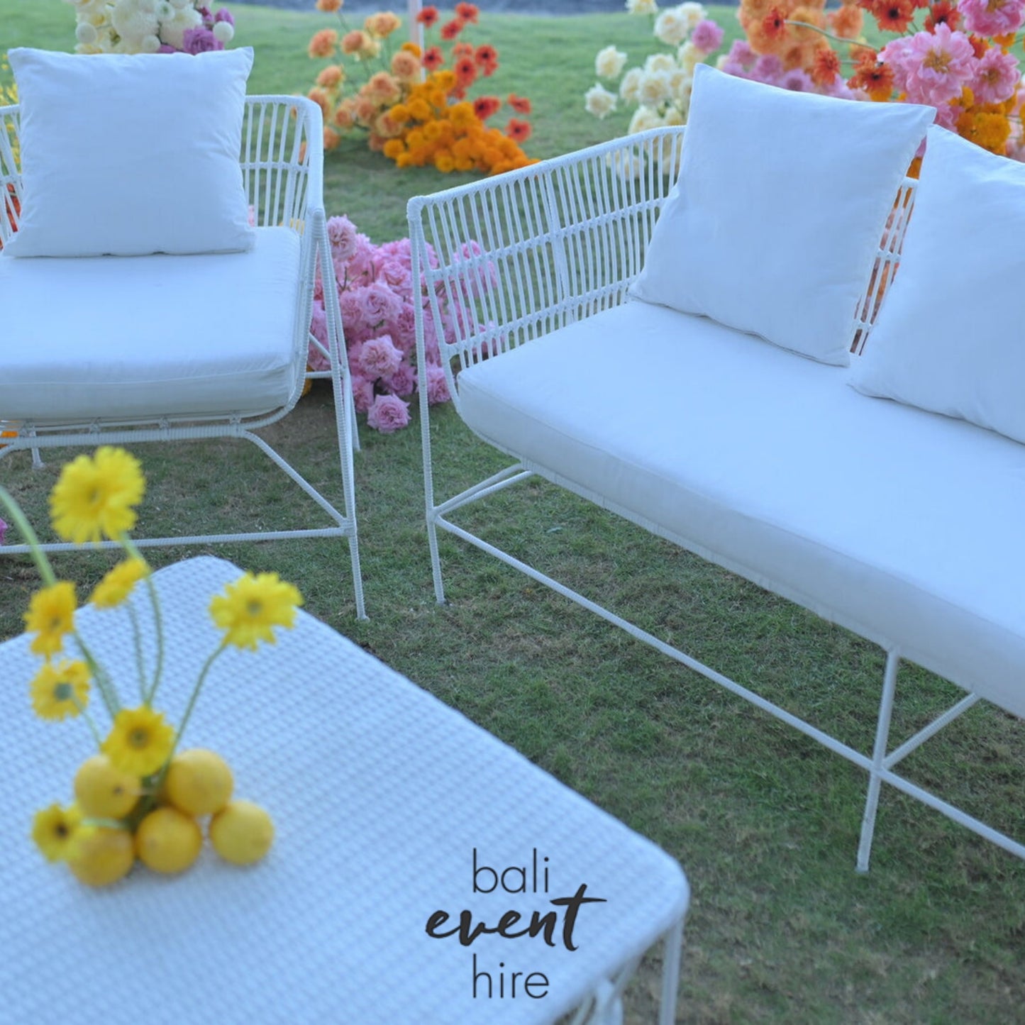 Capetown Lounge Set White